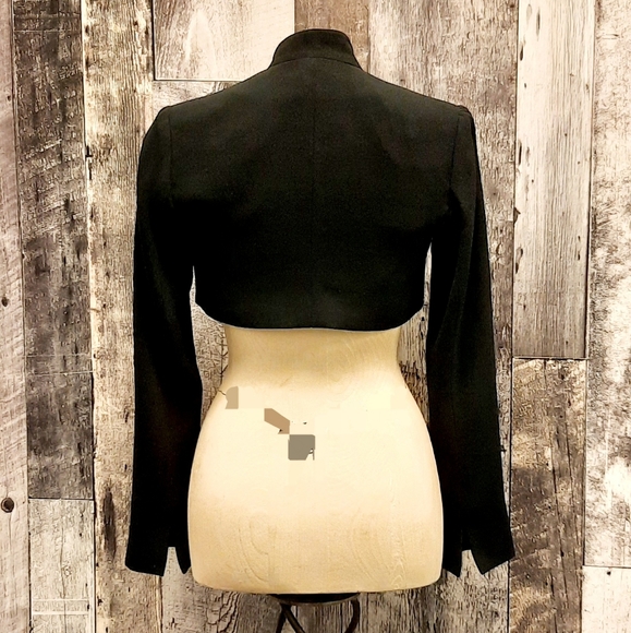 Bolero A La Napoleon Cropped Suit Jacket - Picture 2 of 6